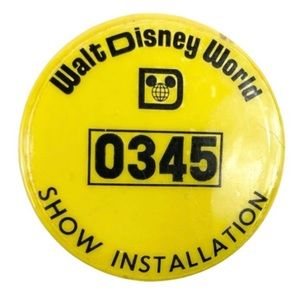 Disney World Cast Member Show Installation 0345 Pin